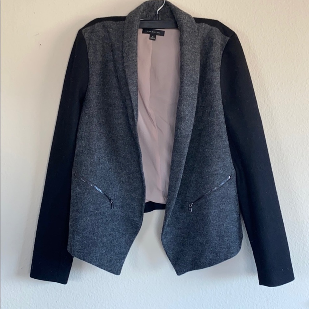 Ann Taylor - Black and Grey Blazer